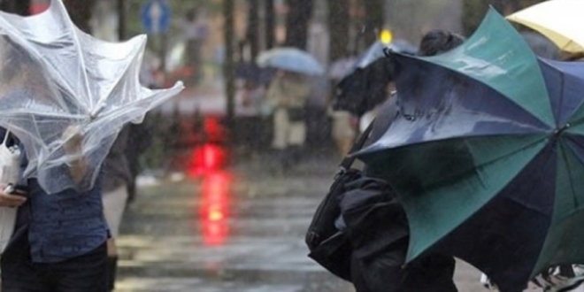 Meteoroloji'den 'kuvvetli rüzgar' uyarısı