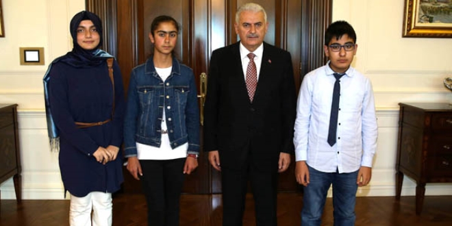 Başbakan Yıldırım, TEOG şampiyonlarını kabul etti