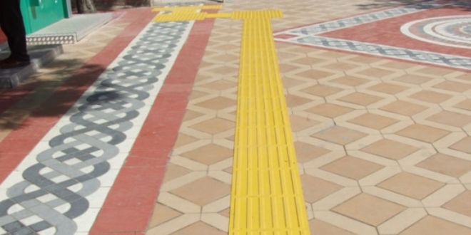 G�rme engellilere 'yol g�sterecek' proje