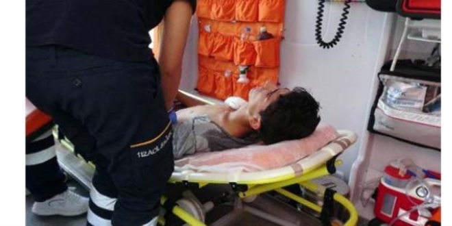 Aksaray'da lise öğrencisi bıçakla yaralandı