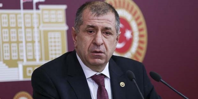 'Oyuna gelmeyin, salona gelin ve büyük kurultaya katılın'