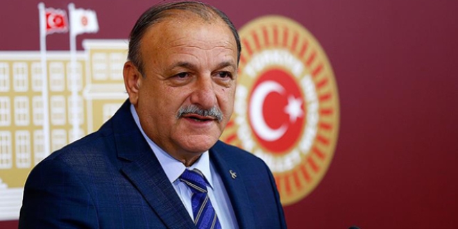 'Cumhuriyetin kalesine gol atma peşindeler'