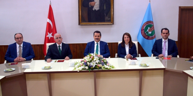 'Çiftçilerimize nakdi değil, ayni bir hibe vereceğiz'