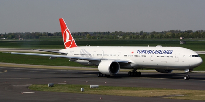 THY u�a�� Kopenhag'a acil ini� yapt�