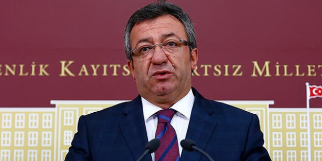 'CHP'yi terör örgütleriyle ilişkilendirmek siyasi oportünistliktir'