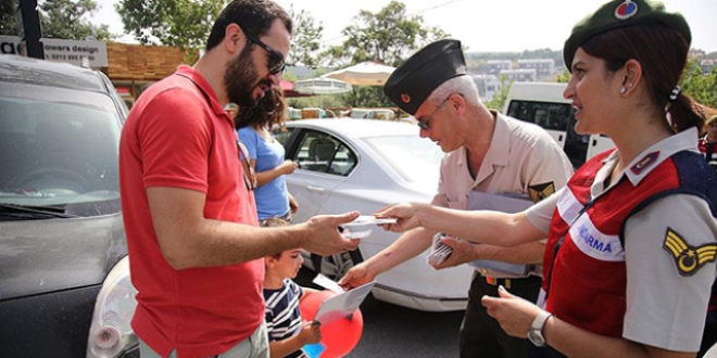 Jandarmadan 'Babalar G�n�' s�rprizi