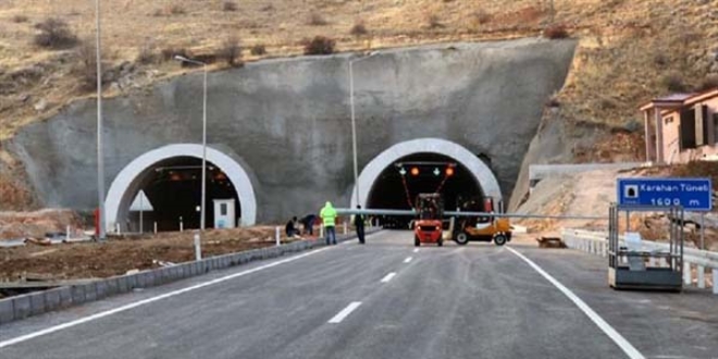 Karahan Tüneli'nden araç geçişleri başlıyor