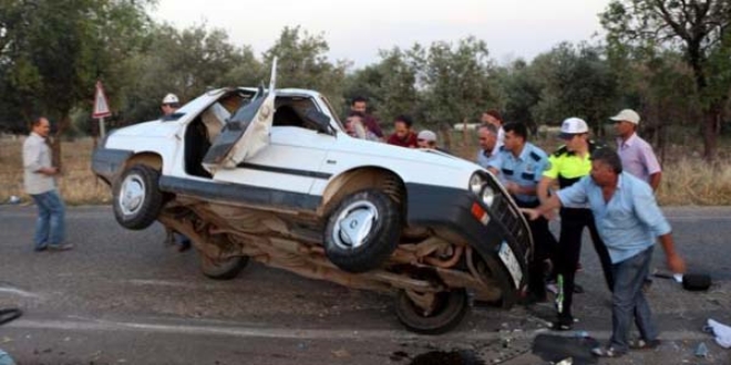 Kahramanmaraş'ta otomobil devrildi: 8 yaralı