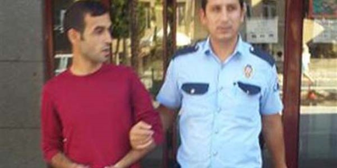 Annesinin emekli maaşını zorla alan şüpheli tutuklandı