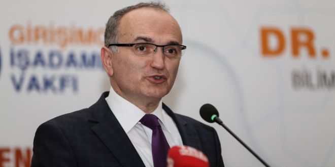 'Bakanlığı, tepeden inmeci anlayışla yönetmeyeceğim'