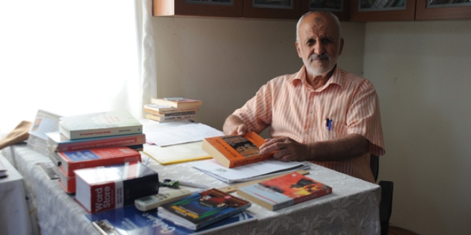 70 yaşında üniversite mezunu oldu
