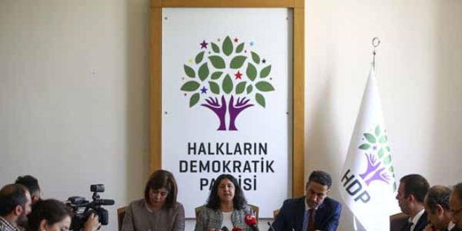 HDP'den 'Vekil aracındaki terörist' açıklaması