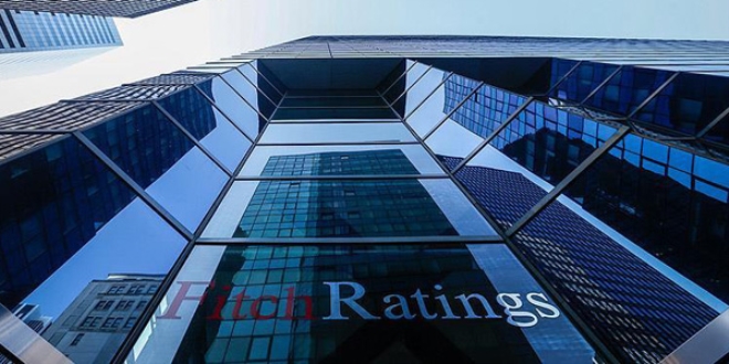 Fitch Ratings: Düşük faiz büyümeyi destekleyecek