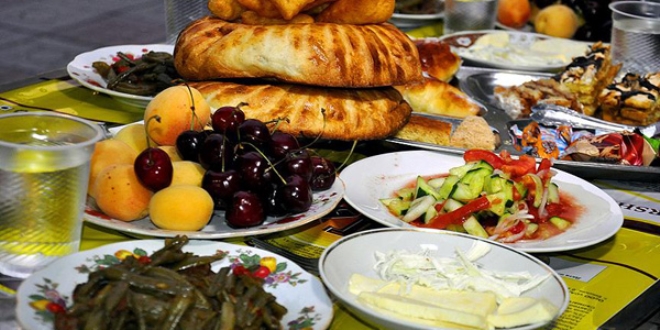 'Ramazanda 3 öğün yemeye dikkat edilmeli'