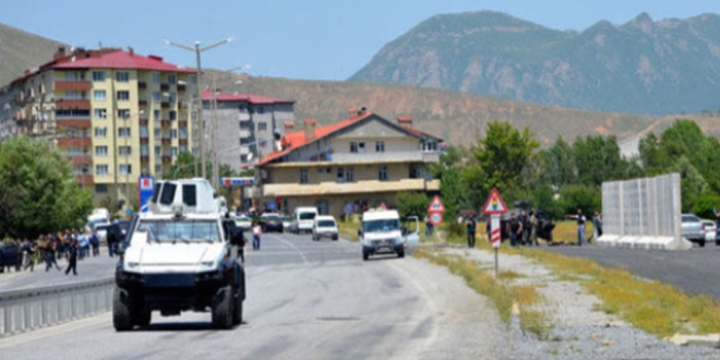 Van Büyükşehir Belediyesi'nde 1'i müdür 3 kişi görevden alındı