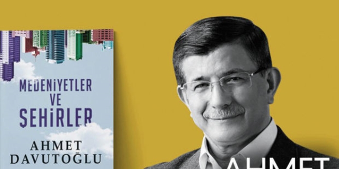 Davutoğlu bugün Beyazıt'ta kitabını imzalayacak