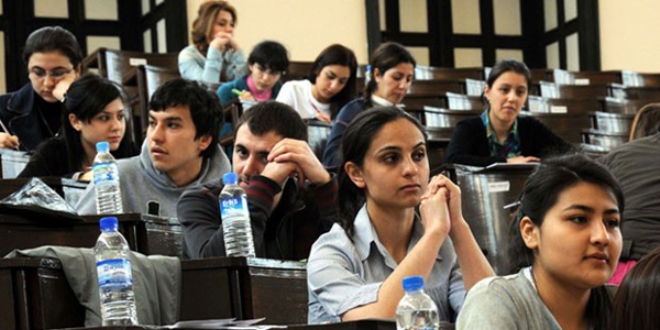 LYS-3'te 'Ben sana mecburum' tartışması