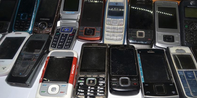 Eski telefonlardan 'altın' çıkıyor