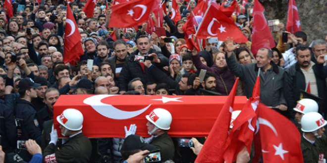 Şehit Astsubay Ceylan son yolculuğuna uğurlandı
