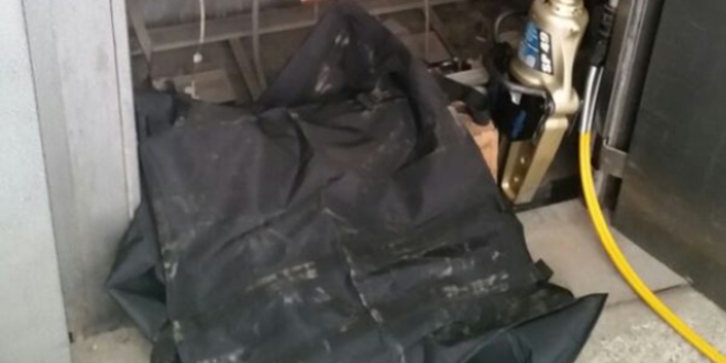 Suriyeli küçük çocuk asansöre sıkışıp öldü