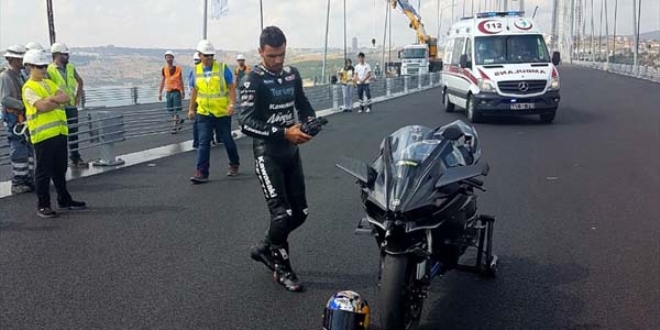 Sofuoğlu, 350 km. hızla Osmangazi Köprüsü'nden geçti