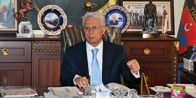 'Yalın ayak araç kullanmayın'
