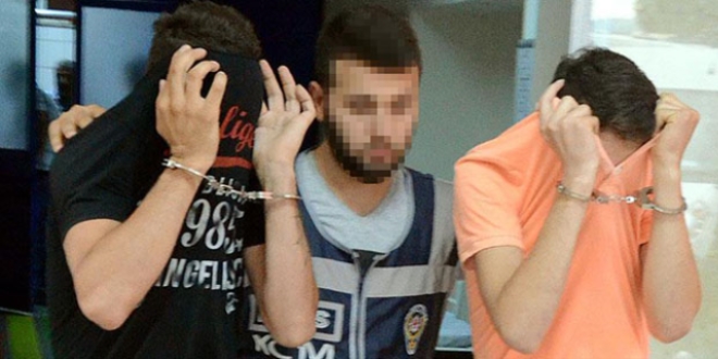 Çocuğu darbedip 13 lirasını alan 2 kişi tutuklandı