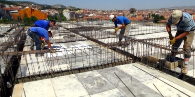 Ramazanda inşaat işçilerinin zorlu mesaisi