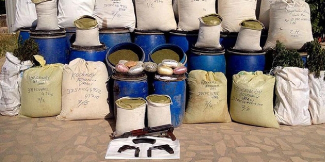 Lice'de 27 milyon lira de�erinde esrar ele ge�irildi