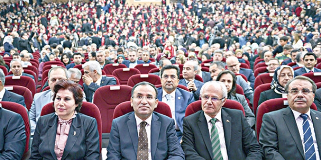 'Hakim ve savcılar tarafsızlığını özenle korumalı'