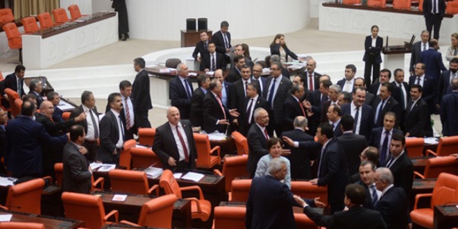 'Bozuk saat kadar bile olam�yorsunuz'