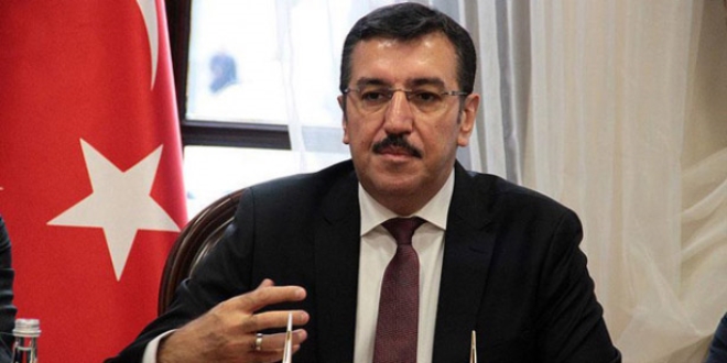 'Gümrük memuru'nın teröristin üzerine atladığı' iddiası