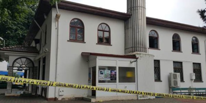 Elektrik arızası için minareye çıkan kişi ölü bulundu