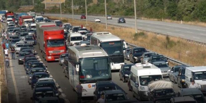 TEM'de bayram yoğunluğu başladı