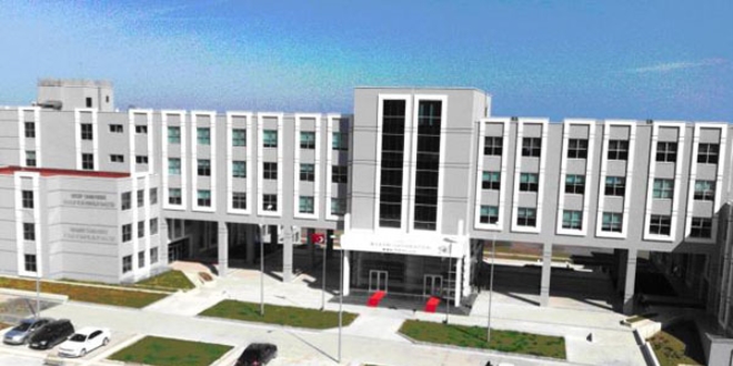 Canik Başarı Üniversitesi'nde kayyum görevi devraldı