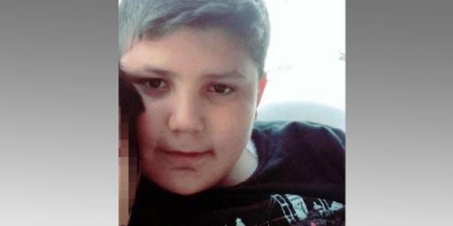 Çapa makinesinin arasına düşen çocuk öldü