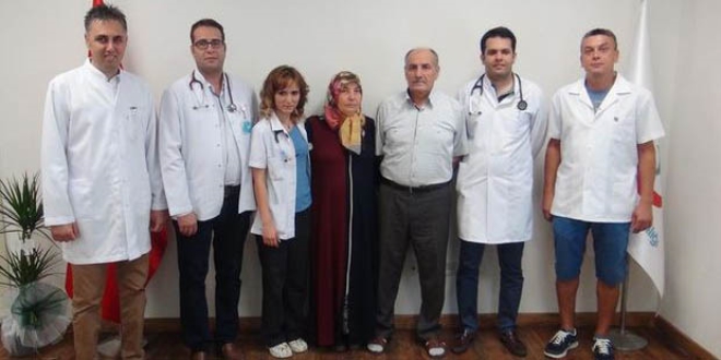 Kalp krizi ge�irdi, ya�ama d�nd�ren doktorlara te�ekk�r etti