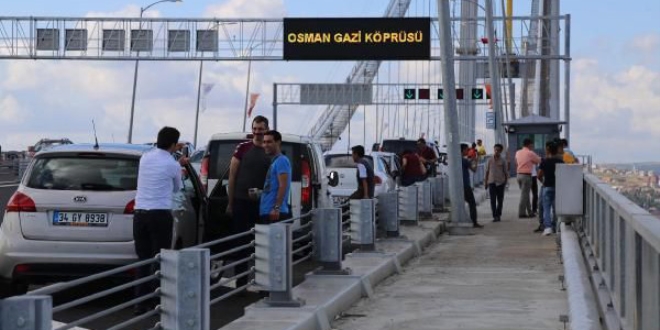 Öz çekim yapan 100'ün üzerinde sürücüye ceza kesildi