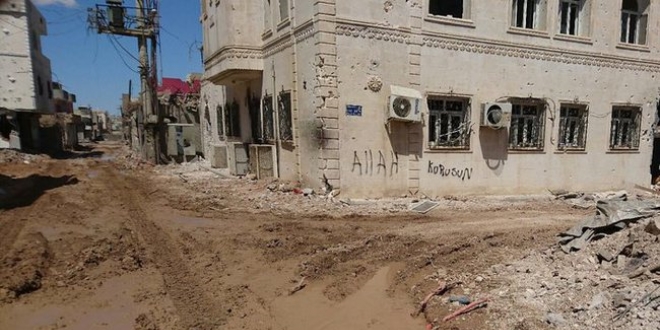 Nusaybin patlayıcılardan arındırılıyor