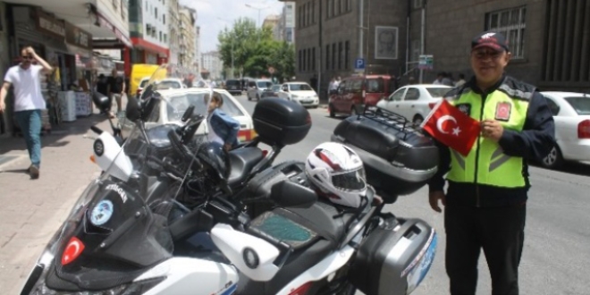 Şehitler için 17 bin kilometre yol gidecek