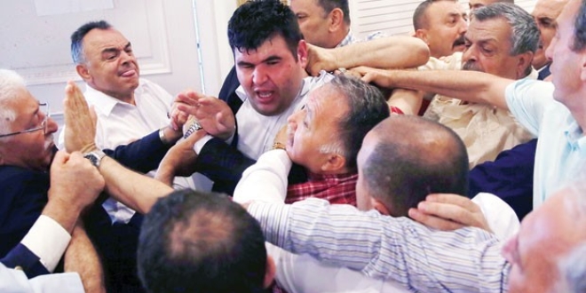MHP'de yeni restleşme