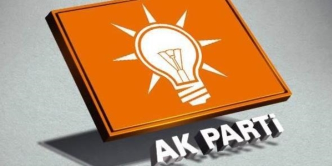 AK Parti'de 2 aamal alma: Kskn dostlara zel program