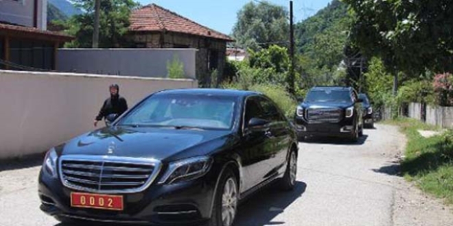 Başbakan, milletvekili Şaban Dişli'nin evinde kahvaltı yaptı