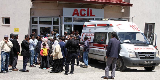 Teröristlerin yerleştirdiği patlayıcı infilak etti: 1 ölü
