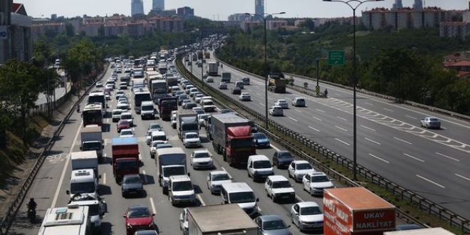 4 milyon İstanbullu geri döndü