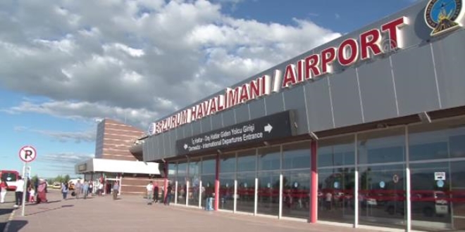 Erzurum-Antalya uçak seferleri başladı