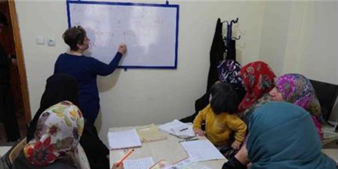 Diyarbakır'da ki kadınların okuma azmi