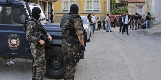 �anl�urfa'da eylem haz�rl���ndaki 4 DAE� �yesi yakaland�