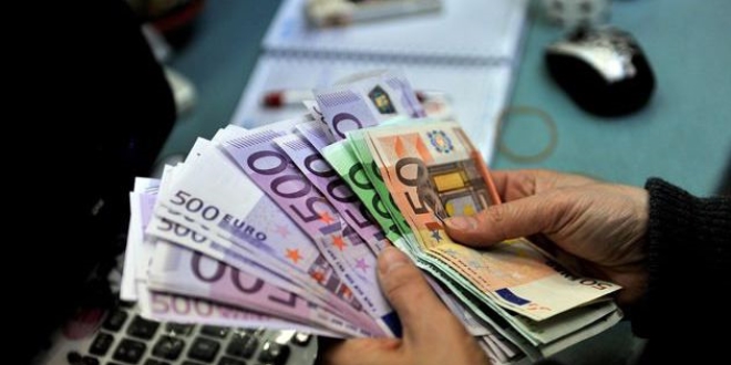 Serbest piyasa'da döviz kurları
