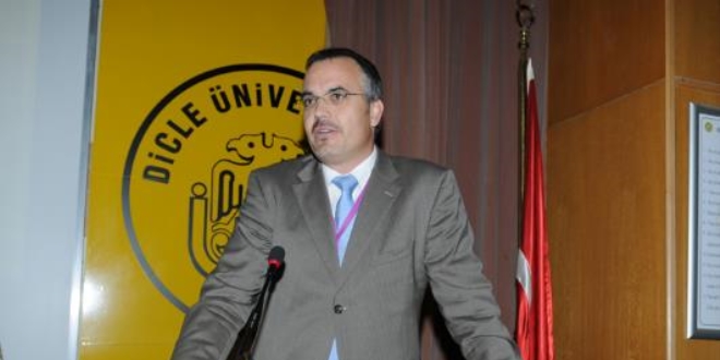 Dicle niversitesi'nde en ok oyu  Prof. Dr. Bilici ald